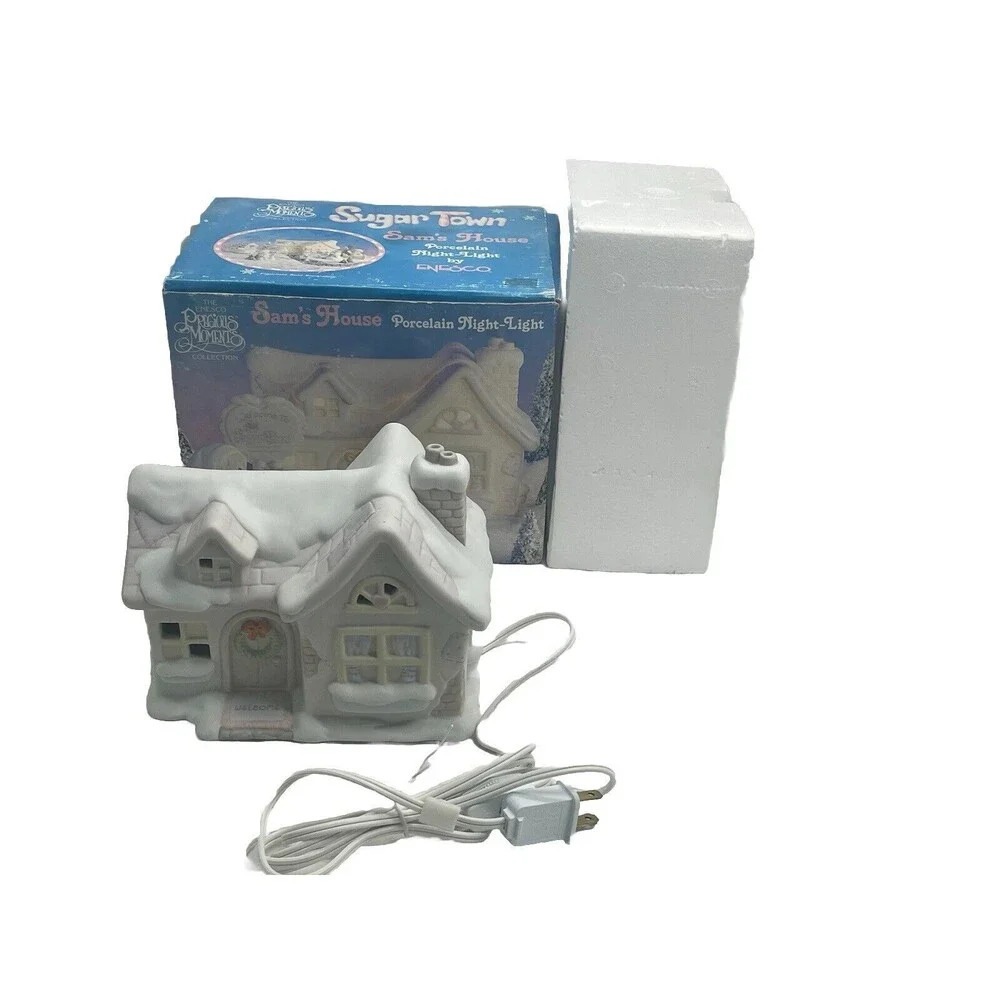 PRECIOUS MOMENTS SUGAR TOWN SAM'S HOUSE NIGHT LIGHT W/LIGHT #529605 VTG 1992